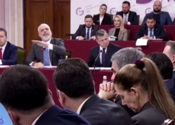 “Belinda, prind i vetëm i një vajze minorene”, Rama në grupin e PS