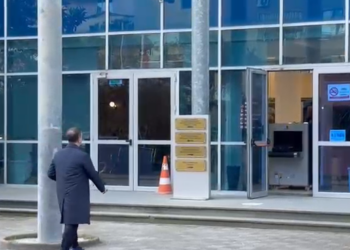 Erion Brace paraqitet ne GJKKO per nje gjyq per shpifje