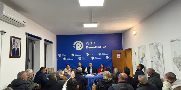 Zgjedhjet për kreun e ri të degës së PD në Shkodër, tensione dhe përplasje fizike