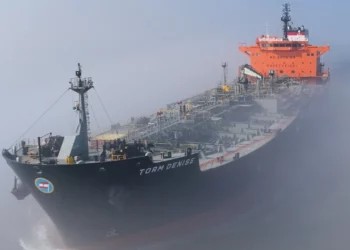 “Sa mund të rritet çmimi i naftës?” Ekonomistët paralajmërojnë rrezikun global nga The Guardian