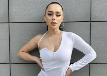 Egli Tako në një romancë të re me ish-banorin e Big Brother?