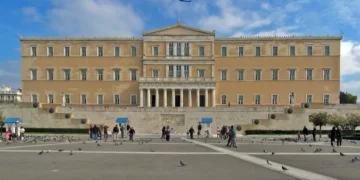 Lufta në Lindjen e Mesme rrit çmimet, Greqia merr masa emergjente