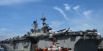 Tensione në Lindjen e Mesme: SHBA shton trupat pranë ishullit kyç të naftës iraniane