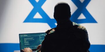 “Mirë se vini!”/ Si po i rekruton Mossad informatorët iranianë kundër regjimit