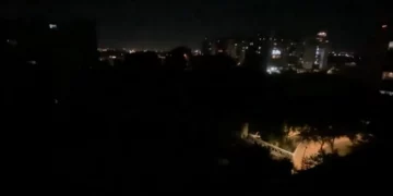 Ndërpritet energjia në Irak, SHBA u kërkon shtetasve të largohen; dron pranë aeroportit të Bagdadit