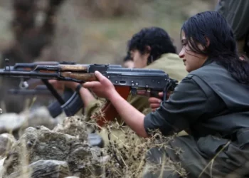 Nis ofensiva tokësore ndaj Iranit, mijëra luftëtarë kurdë mësyjë nga Iraku