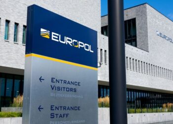 Alarmi i Europol: Rrezik për sulme terroriste dhe kibernetike në BE nga kriza në Iran