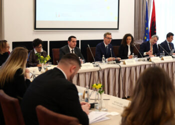 Ambasadori i BE, Gonzato: Krimi i organizuar luftohet duke goditur financat e rrjeteve kriminale