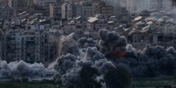 SHBA-të paralajmërojnë rritje të sulmeve ndaj Iranit, bëjnë gati bombarduesin më të madh amerikan