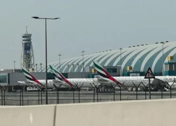 Viktimë nga raketa në Dubai, Britania nis fluturime çarter për shtetasit e saj