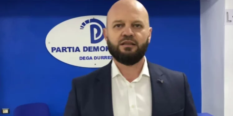 Zgjidhet kryetari i degës së PD-së për qytetin e Durrësit, Adrian Gashi mori 586 vota