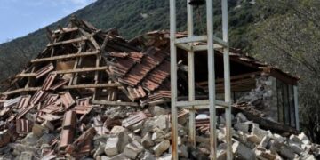 Tërmet 5.3 në Greqi, dëme në banesa e kisha; mbyllen disa shkolla