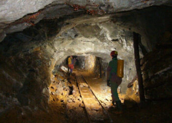 Aksident në galerinë e kromit “Klosi” në Bulqizë, firma mban të fshehur rastin