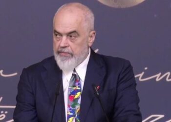 Rama shtron iftar në Kryeministri: Agjërimi u mëson njerëzve durimin