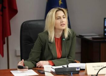 Ina Zhupa: Bashkia Vlorë po pengon turizmin detar