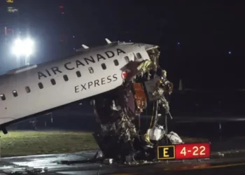 “Stop, stop”/ Zbardhen bisedat e fundit të pilotëve në New York, kërkuan ndihmë para tragjedisë