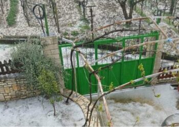 Moti i keq, breshëri dëmton fshatra në luginën e Vjosës