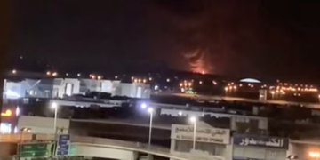 Sulmet iraniane ndaj shteteve të Gjirit vazhdojnë, dy porte në Kuvajt sulmohen me dronë dhe raketa