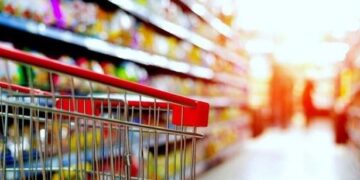 Vaji i lulediellit rritet rreth 8%, çmimi mund të shkoje deri në 190 lekë litri