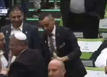 Izraeli miraton ligjin për dënimin me vdekje ndaj palestinezëve të dënuar për vrasje të izraelitëve