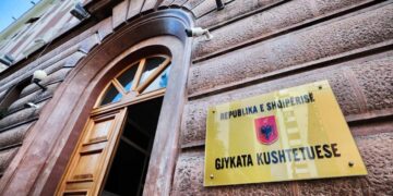 Gjykata Kushtetuese: Mbyllja e TikTok-ut ka cenuar lirinë e shprehjes