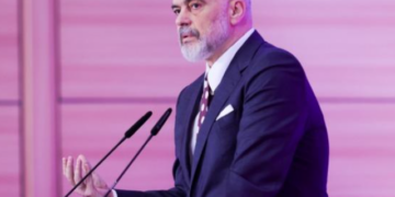 Një ditë pas seancës për Ballukun, Rama sot konferencë për shtyp