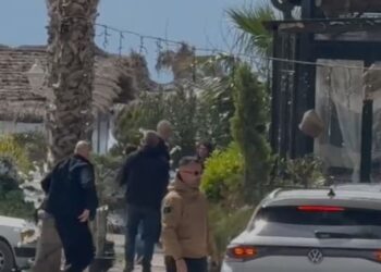 Rama “zbarkon” në Vlorë, takim me deputetët dhe përfaqësuesit vendor