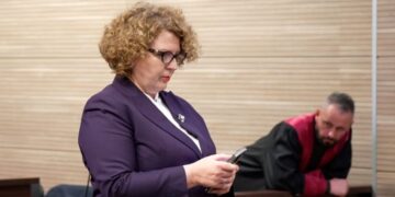 Abuzime me rezervat shtetërore, konfirmohet akuza për ish-ministren