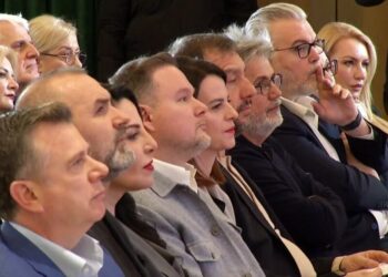 PS cakton drejtuesit kyç në qarqe, dy ‘udhëheqës’ për kryeqytetin