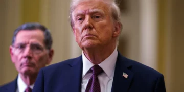 Trump për dorëheqjen e zyrtarit të antiterrorit: Bëri mirë që u largua, ishte i dobët