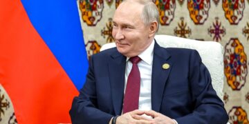 “Wall Street Journal”: Rusia zgjeron shkëmbimin e inteligjencës dhe bashkëpunimin ushtarak me Iranin