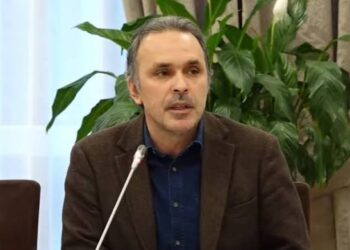 Mërtiri: SPAK mund të rrëzojë pushtetin; Rama-Berisha mbajnë njëri-tjetrin