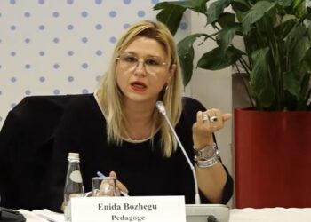 24-vjeçar zv.drejtor në Portin e Durrësit; PS mbron Ballukun, ironi: “82 kukulla” kundër gjyqësorit