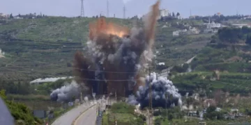 Irani dënon sulmet izraelite: “Do paguani çmim të rëndë”