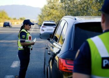 Po udhëtonte nën efektin e lëndëve narkotike, arrestohet 36-vjeçari në Shijak