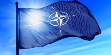 Raketa iraniane hyn në hapësirën turke, NATO: Dënojmë shënjestrimin e Ankarasë