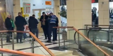 Grabitja e exchange te ‘5 Maji’, policia jep detajet: Hajduti në arrati, ja si ndodhi ngjarja