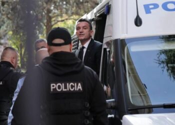 Nis sot procesi ndaj Erion Veliajt, mbahet seanca e parë e themelit