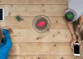 Vendimi hyn në fuqi nga 1 janari 2027/ Greqia ndalon përdorimin e rrjeteve sociale nën 15 vjeç