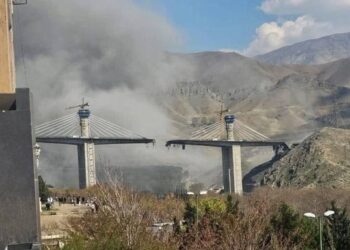 Hidhet në erë ura më e madhe në Iran/ Presidenti Trump publikon pamjet e bombardimit, 8 viktima