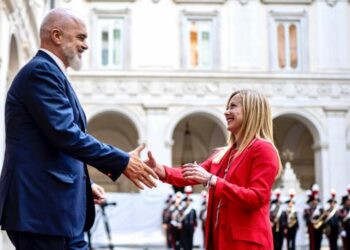 Rama vizitë zyrtare në Itali, takim me Melonin