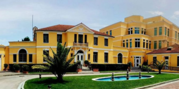 Ambasada e SHBA: Irani mund të sulmojë subjekte amerikane në Shqipëri