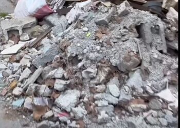 Braçe: Plehrat bllokojnë trotuaret, turp!