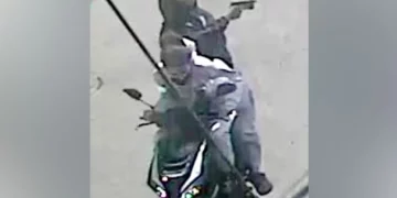 Foshnja 7-muajshe vritet nga përplasja e bandave në New York