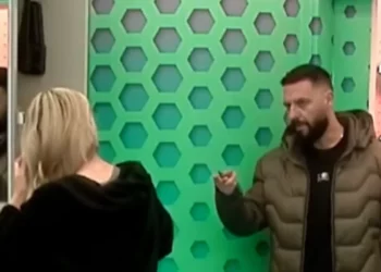 “Dua të të kërkoj ndjesë për situatën e mbrëmshme”/ Miri i kërkon falje Selin