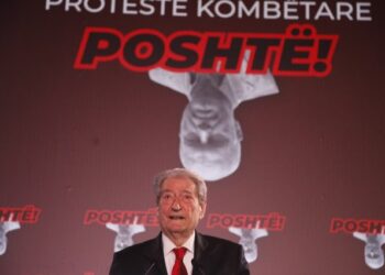 Berisha: Qytetarët s’dalin në protestë për naftën! Kanë frikë nga Rama