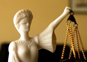 DW: Pavarësia e gjyqësorit në Serbi nën presion të vazhdueshëm