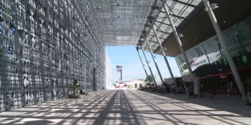 Investimet e Kastratit transformojnë ‘TIA’, shtohen pasagjerët dhe ulen çmimet