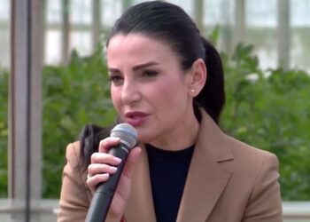 Balluku në Lushnjë: Fermerët kanë pasur mbështetje 12 vite në bujqësi