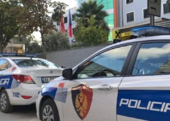 I dënuar me 4 vjet burgim për kultivim droge dhe armëmbajtje pa leje, arrestohet 33-vjeçari